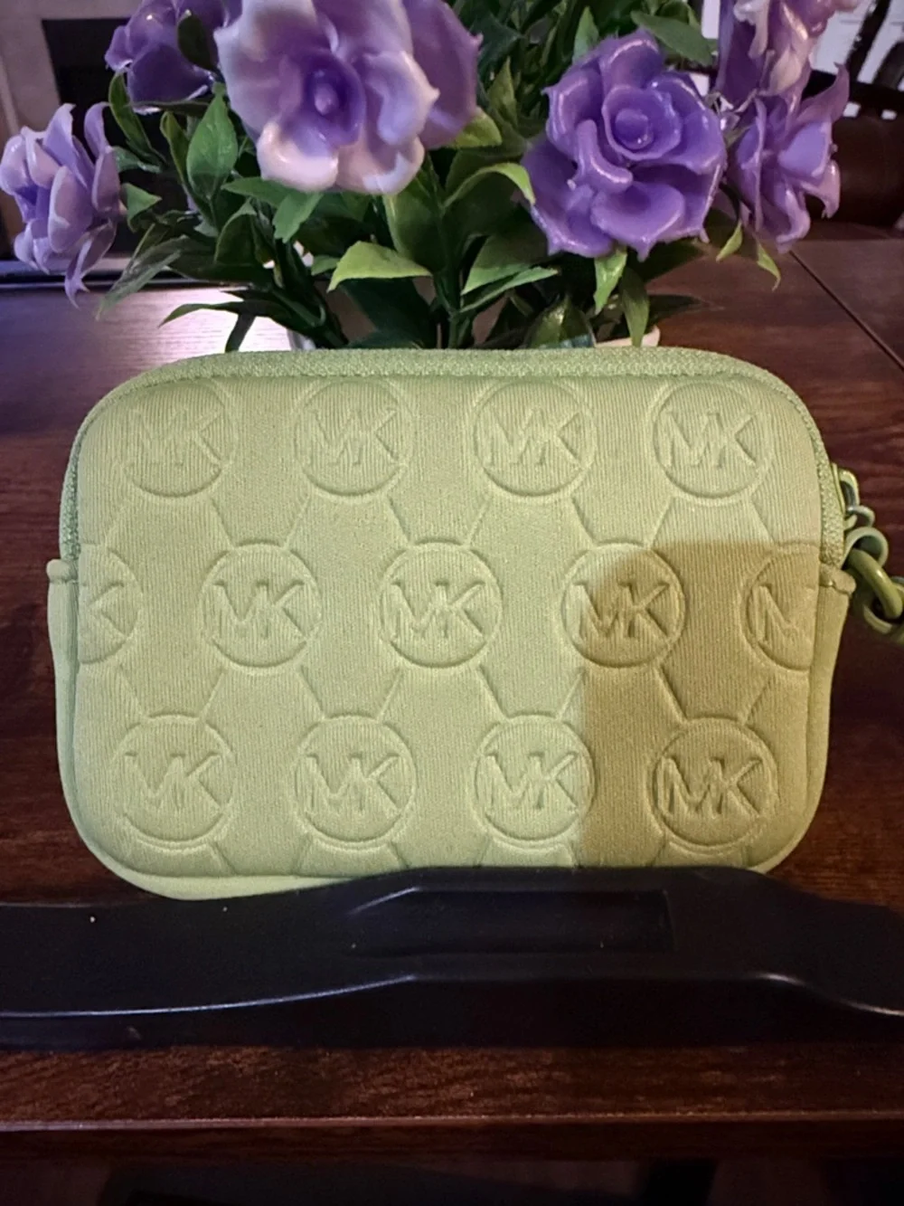 Michael Kors compact michael